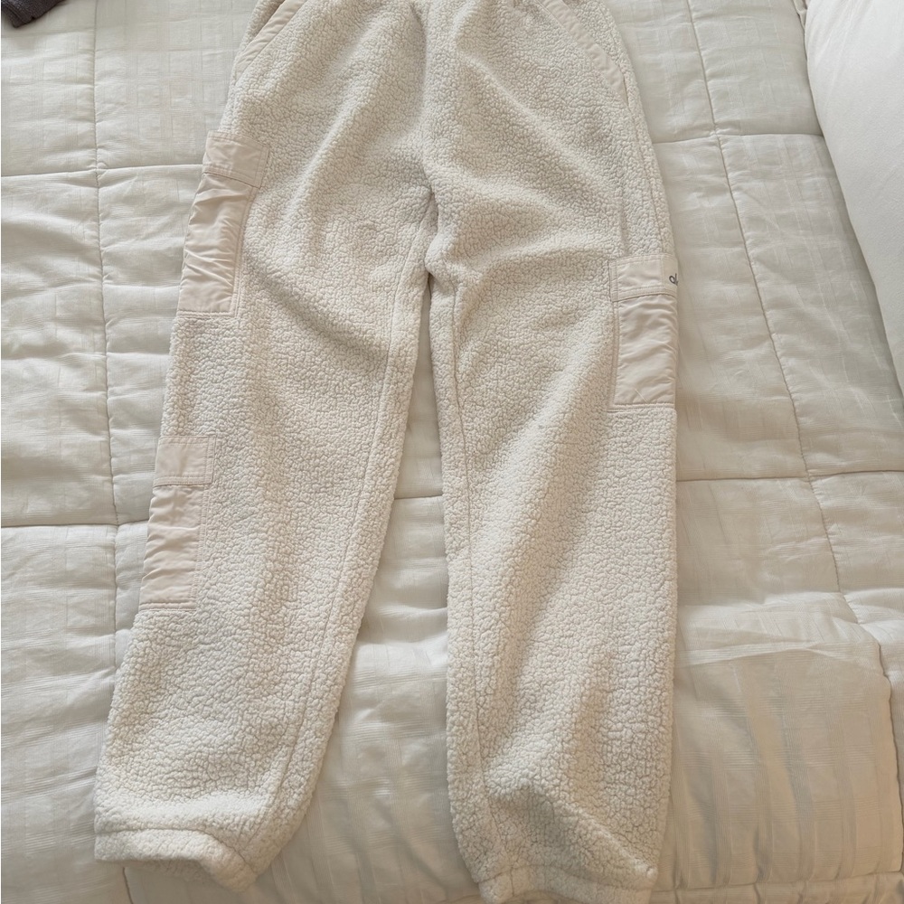 ALO Yoga Cream Sherpa Jacket